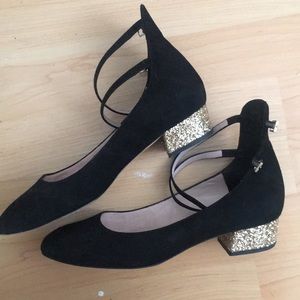 Kate Spade Marcelina - black flats, gold heel